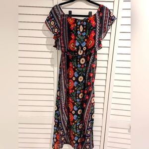 🌻Show Me Your MuMu Maxi Skirt/ Crop Top Two Piece Set size XS